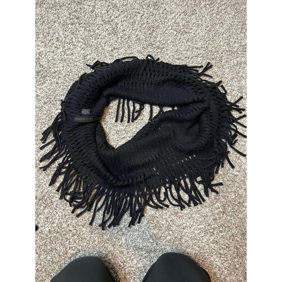 Steve Madden Scarf Womens One Size Black Knit Infinity Fringe Neck Warmer - Picture 5 of 5